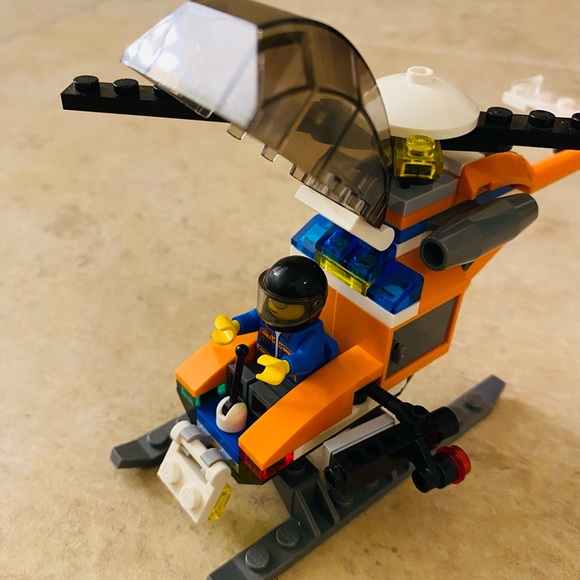 LEGO City Helicopter Transporter - Picture 7 of 7